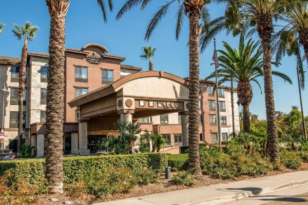 Country Inn & Suites by Radisson, Ontario at Ontario Mills, CA image 10