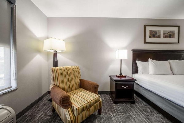 Country Inn & Suites by Radisson, Ontario at Ontario Mills, CA image 19